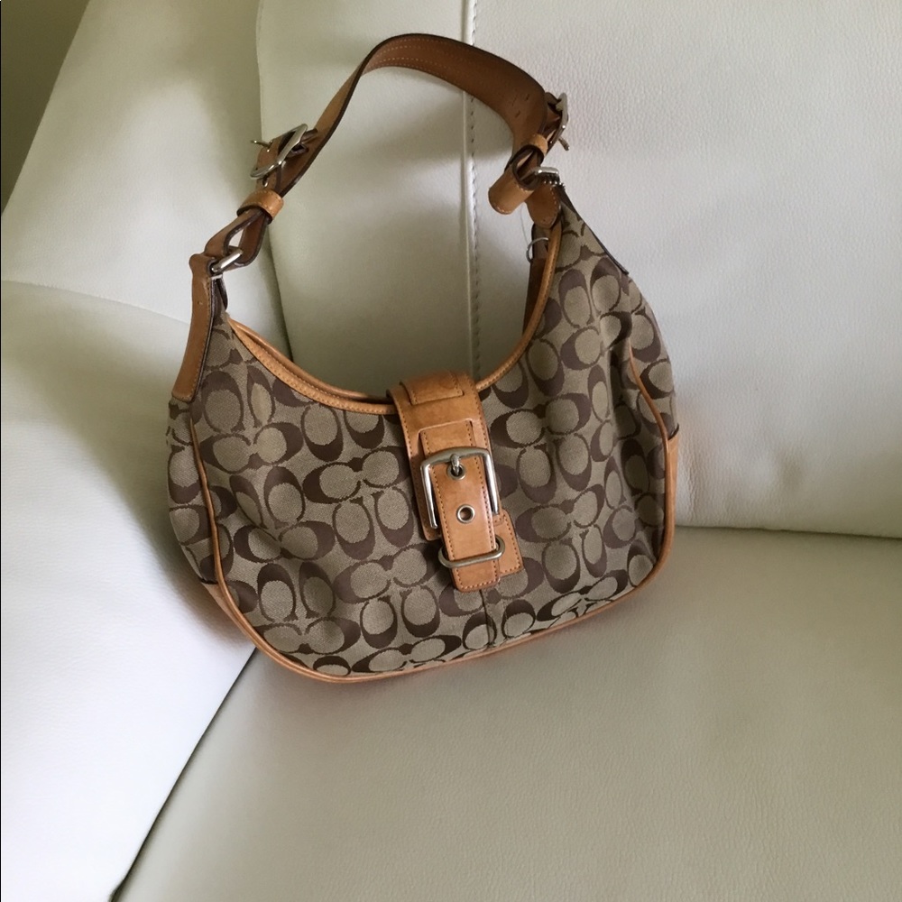 Coach Vintage Shoulder Bag.